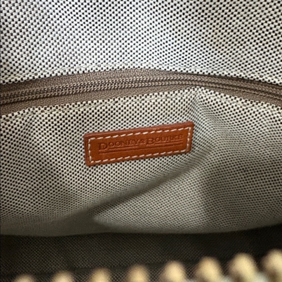 Dooney & Bourke Large Domed Satchel White Pebble Leather Y2K vintage retro - Picture 11 of 16